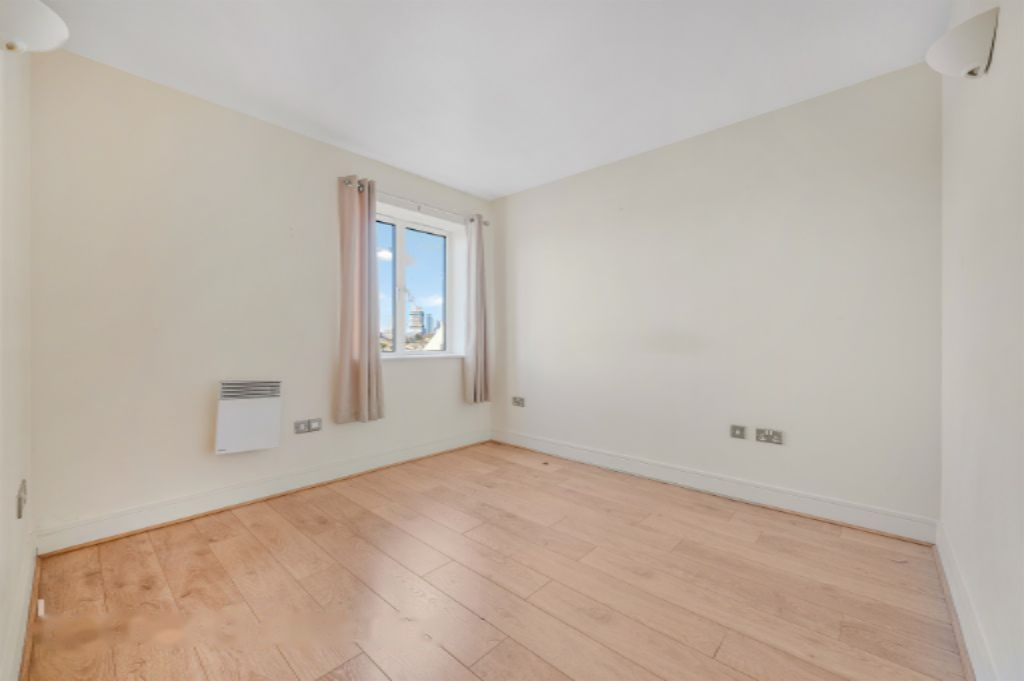 Flat in London, United Kingdom, 75 m² - picture 5