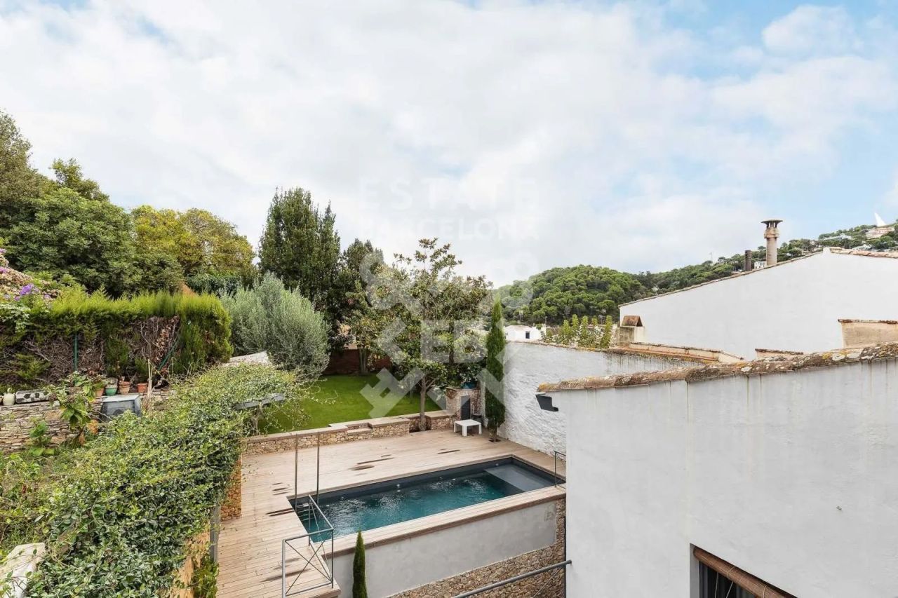 Casa en Bagur, España, 331 m² - imagen 12