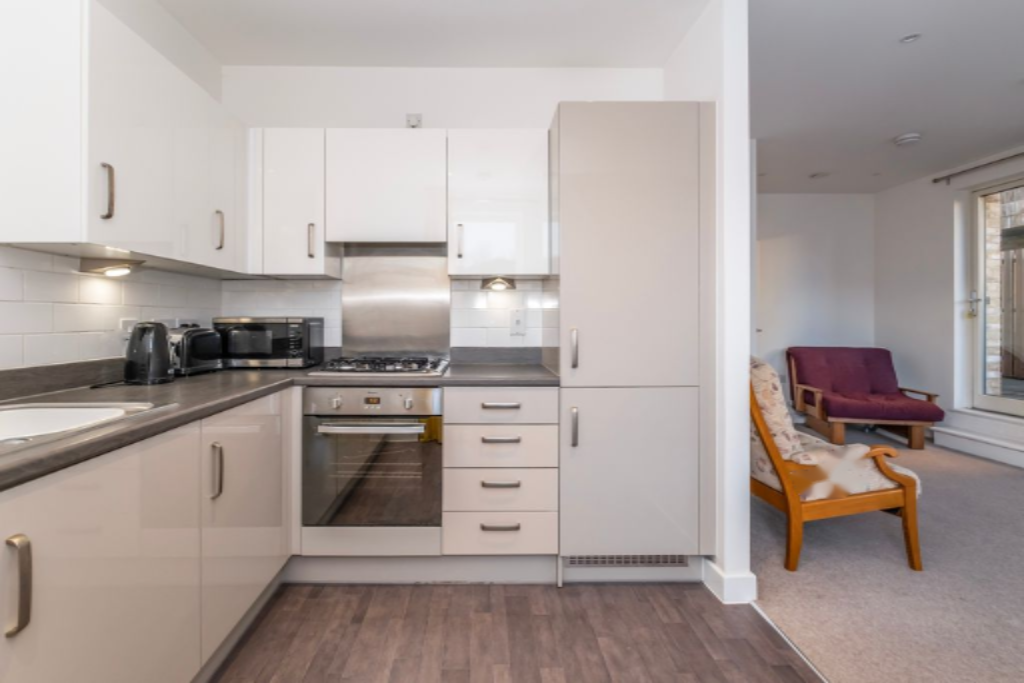 Flat in London, United Kingdom, 53 m² - picture 5