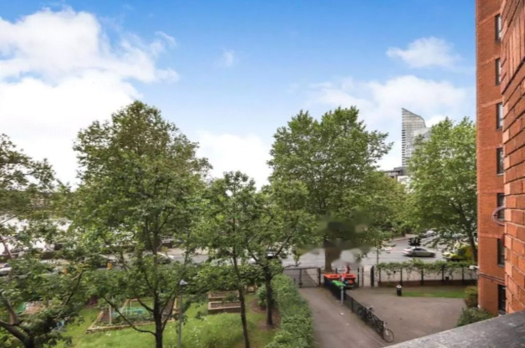 Flat in London, United Kingdom, 88 m² - picture 5