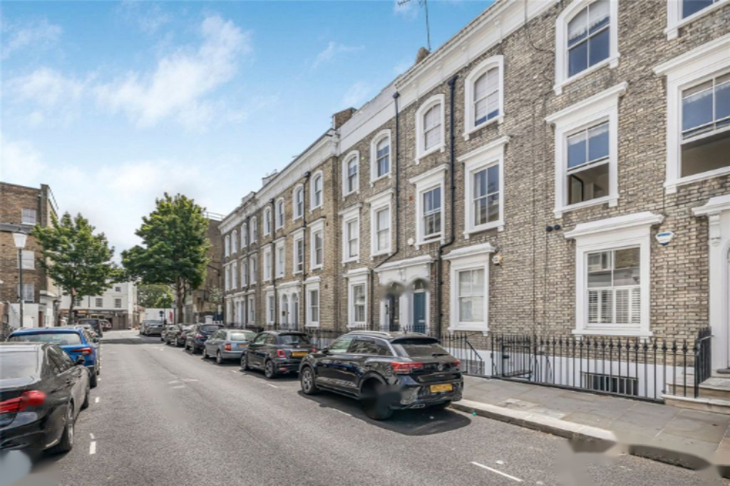 Flat in London, United Kingdom, 44 m² - picture 5