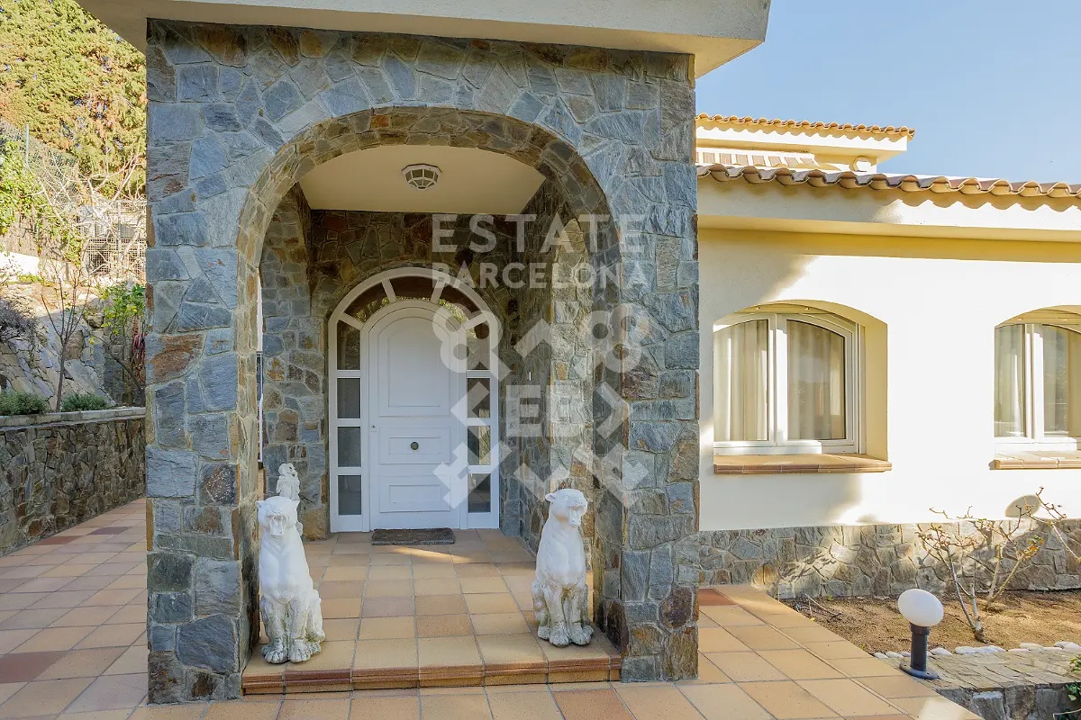 Villa in Blanes, Spain, 455 m² - picture 9