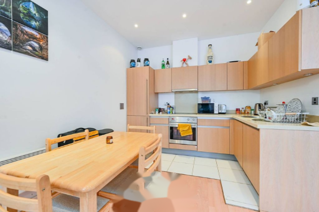 Flat in London, United Kingdom, 40 m² - picture 6