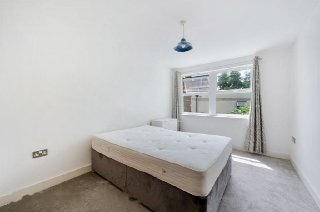 Flat in London, United Kingdom, 46 m² - picture 6