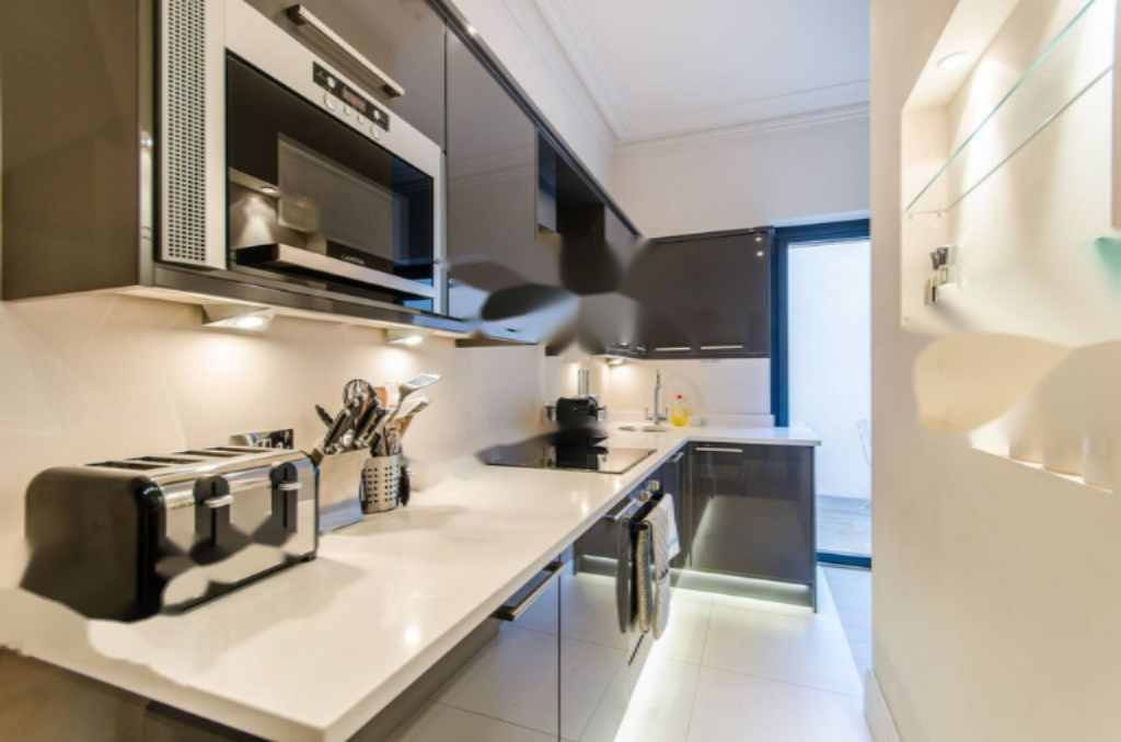 Flat in London, United Kingdom, 135 m² - picture 6