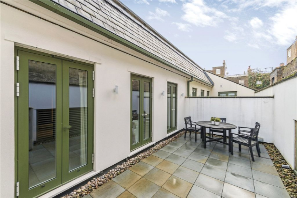 Flat in London, United Kingdom, 91 m² - picture 6