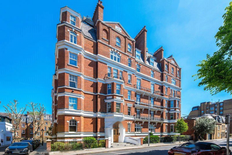 Flat in London, United Kingdom, 208 m² - picture 6