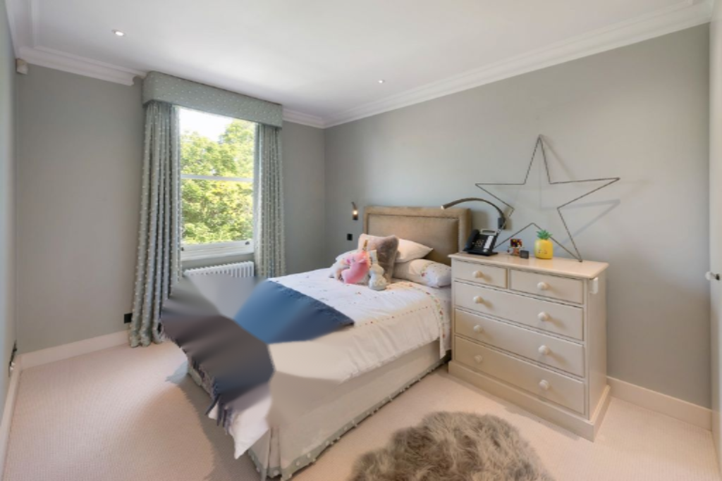 Flat in London, United Kingdom, 772 m² - picture 6