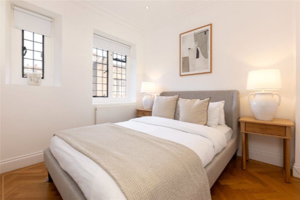 Flat in London, United Kingdom, 115 m² - picture 6