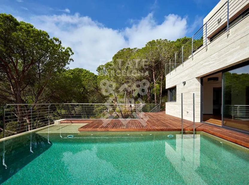 Villa en Lloret de Mar, España, 331 m² - imagen 4