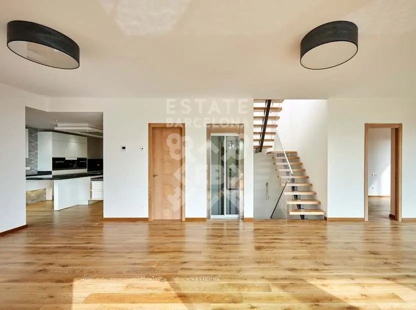 Villa en Lloret de Mar, España, 331 m² - imagen 12