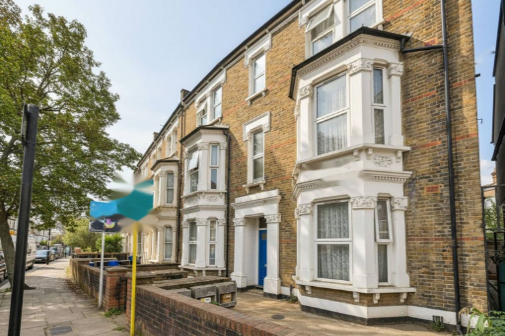 Flat in London, United Kingdom, 40 m² - picture 6