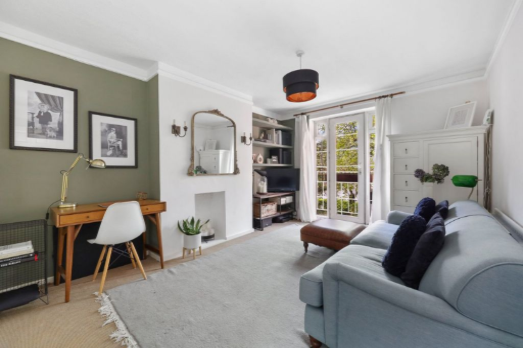 Flat in London, United Kingdom, 44 m² - picture 6