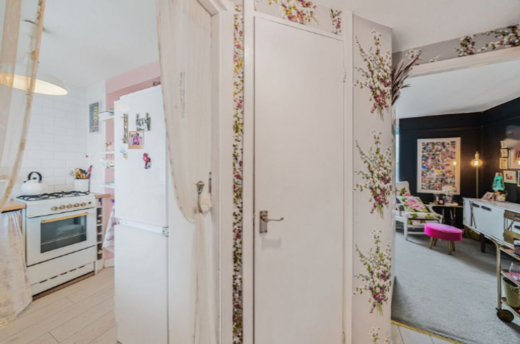 Flat in London, United Kingdom, 33 m² - picture 6