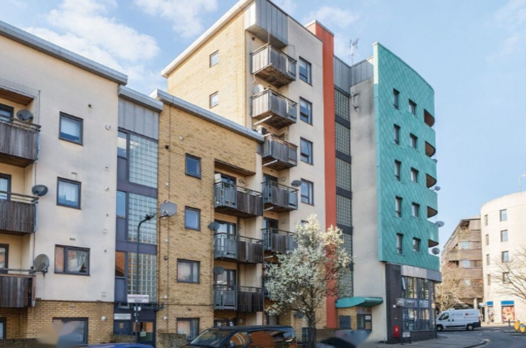 Flat in London, United Kingdom, 53 m² - picture 7