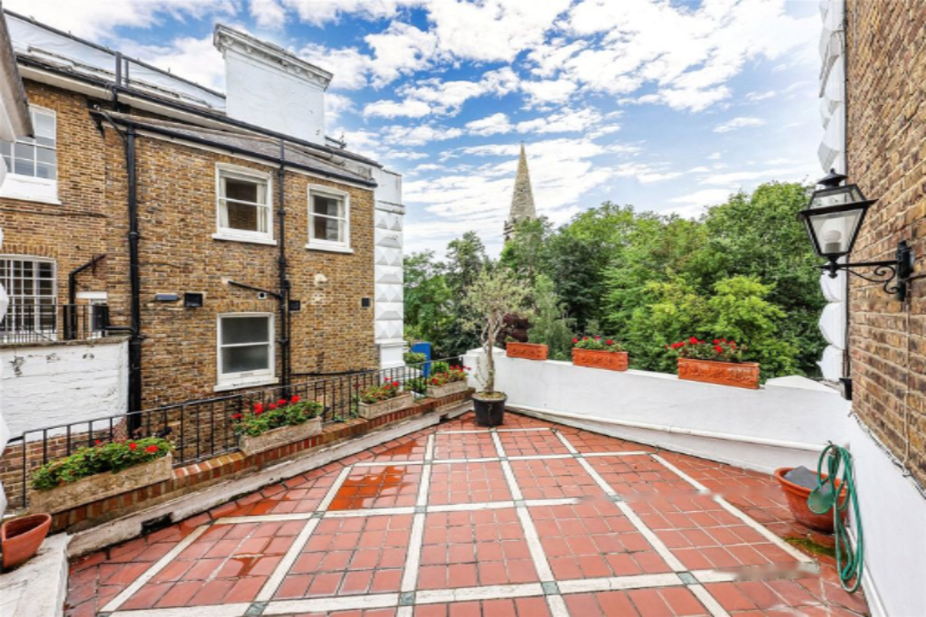 Flat in London, United Kingdom, 17 m² - picture 7