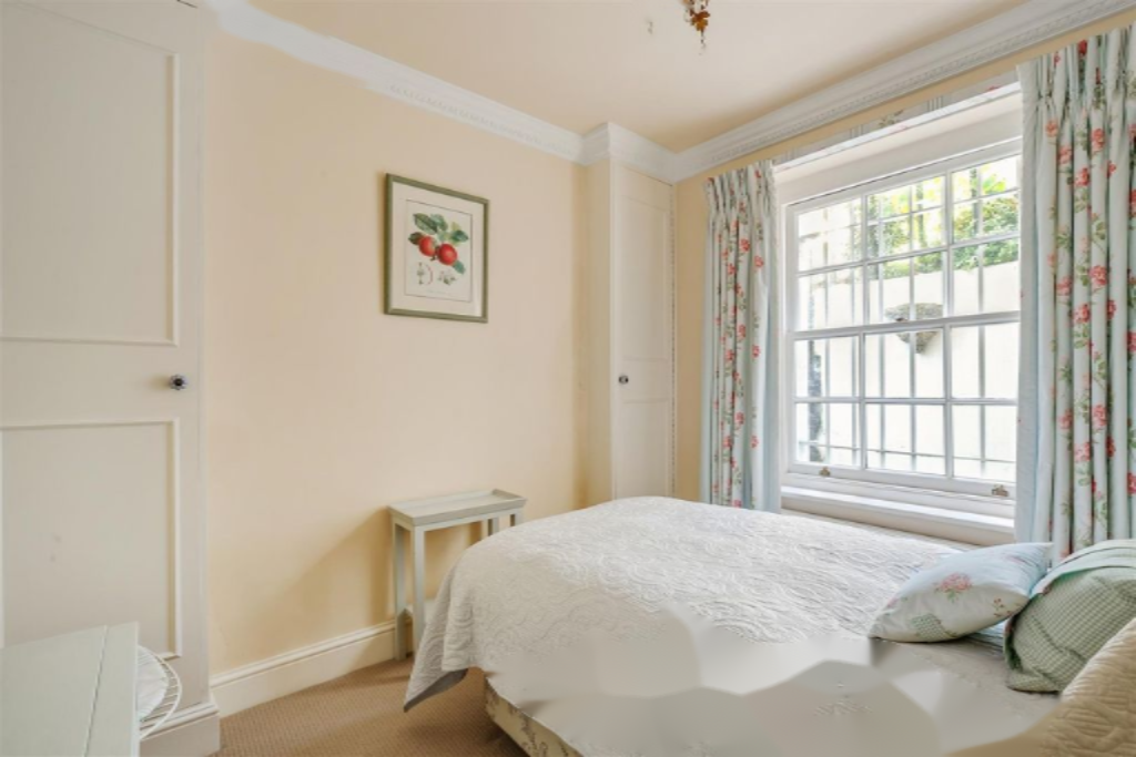 Flat in London, United Kingdom, 125 m² - picture 7