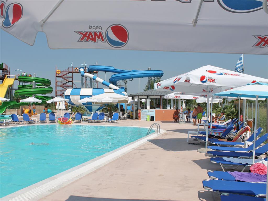 Biens commerciaux à Paralia, Grèce, 5 000 m² - image 3