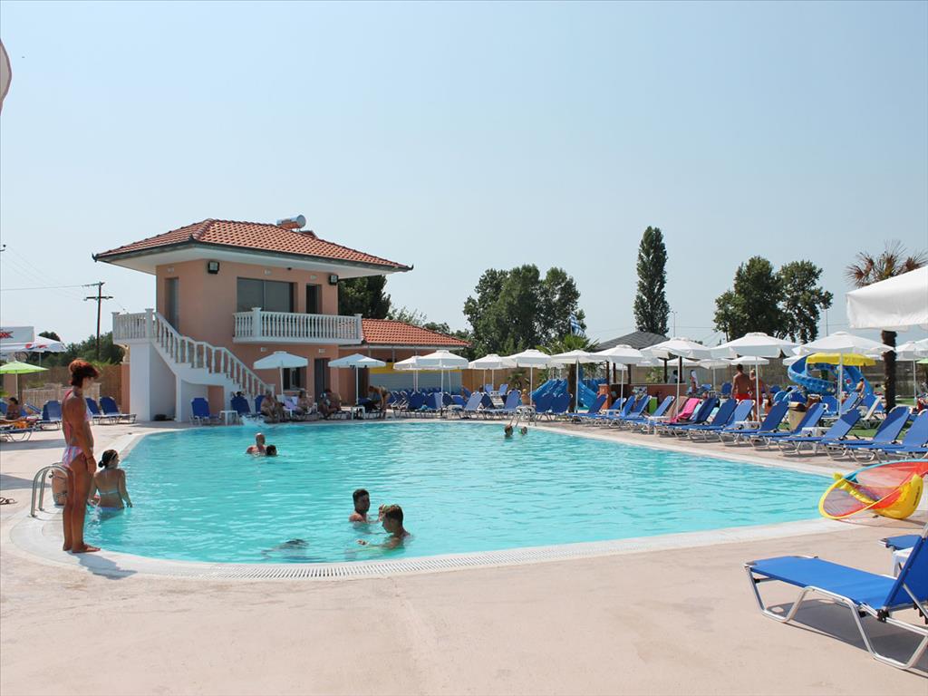 Biens commerciaux à Paralia, Grèce, 5 000 m² - image 7