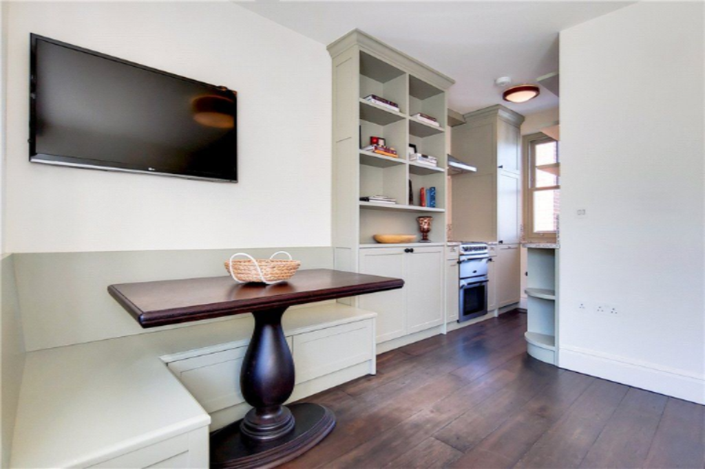 Flat in London, United Kingdom, 47 m² - picture 7