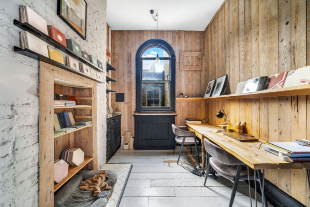 Flat in London, United Kingdom, 205 m² - picture 7