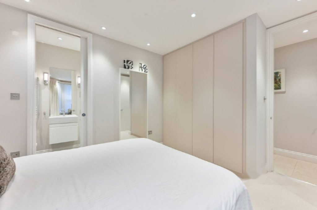 Piso en Londres, Reino Unido, 236 m² - imagen 7