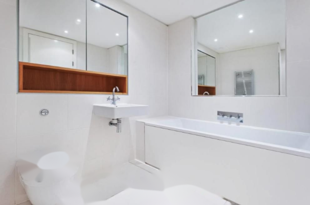 Flat in London, United Kingdom, 85 m² - picture 7