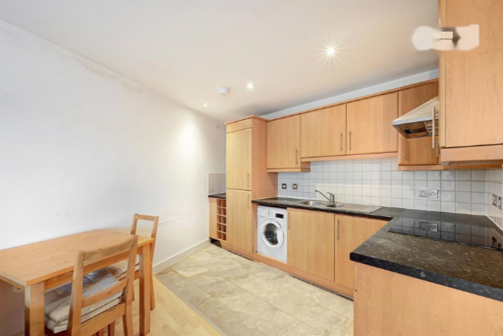 Flat in London, United Kingdom, 53 m² - picture 7