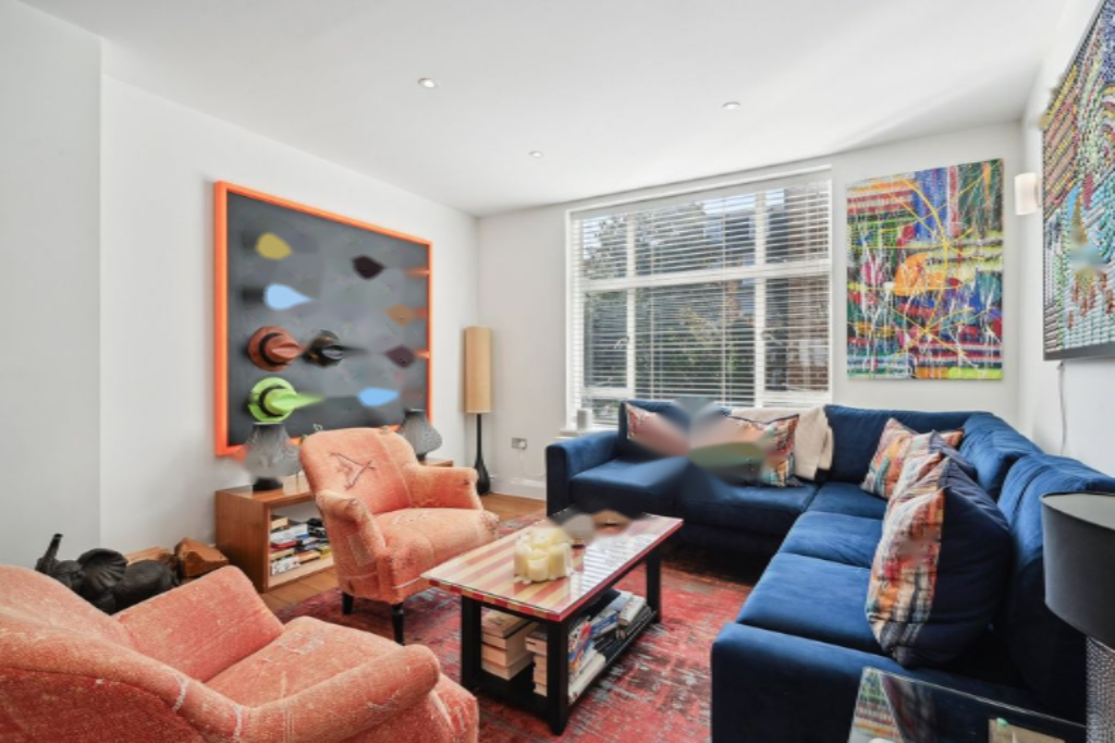 Flat in London, United Kingdom, 213 m² - picture 8