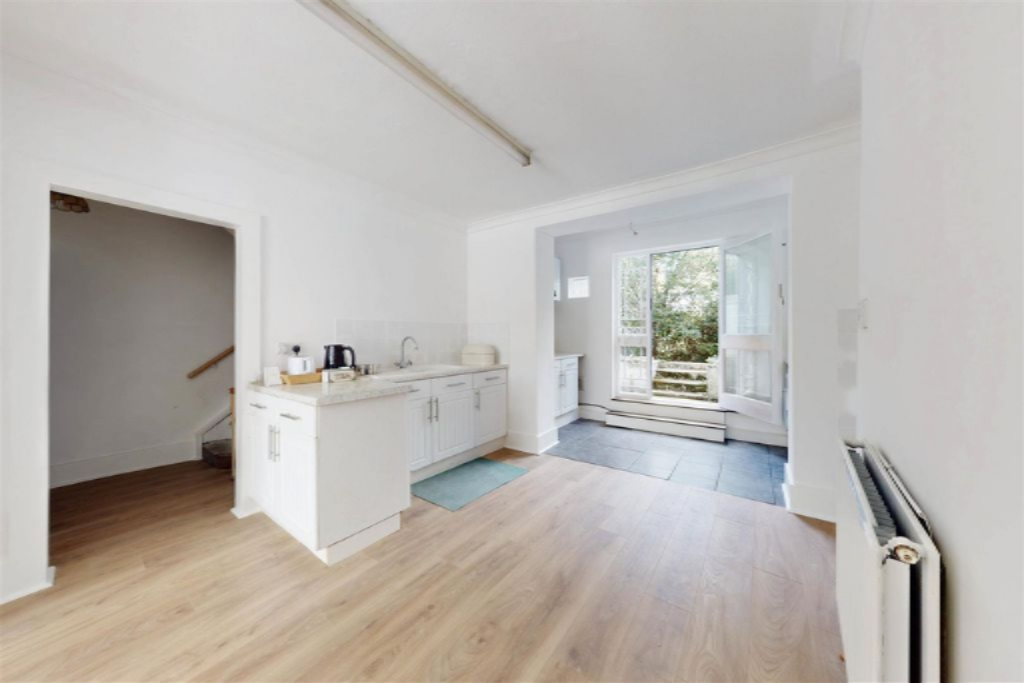 Flat in London, United Kingdom, 51 m² - picture 8