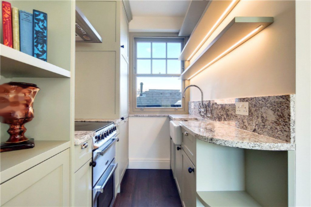 Flat in London, United Kingdom, 47 m² - picture 8