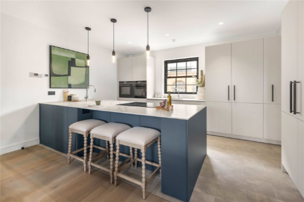 Piso en Londres, Reino Unido, 154 m² - imagen 8