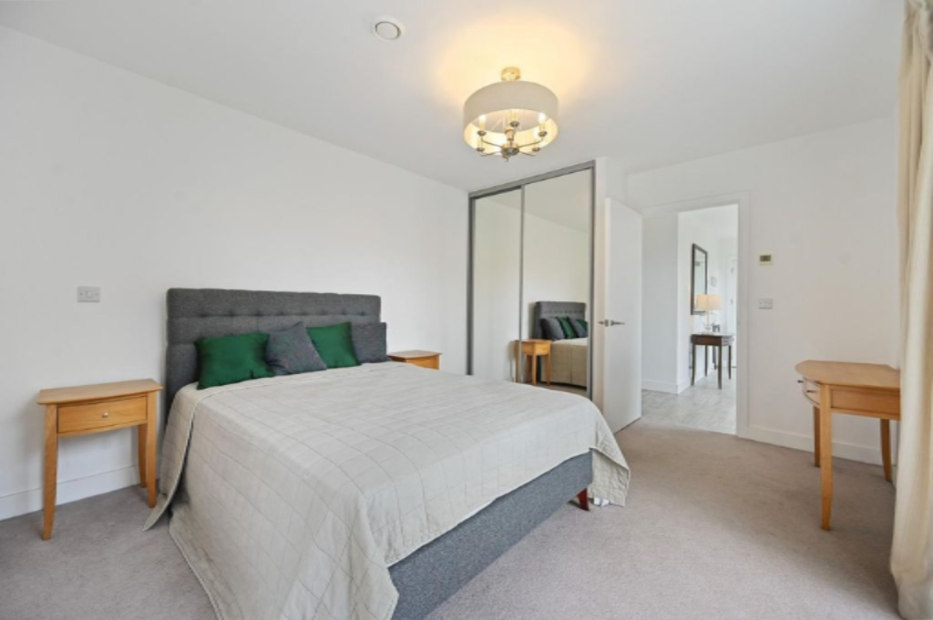 Flat in London, United Kingdom, 65 m² - picture 8