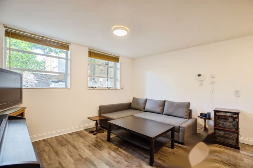 Flat in London, United Kingdom, 32 m² - picture 8