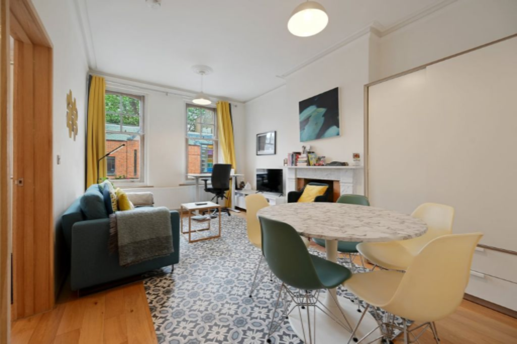 Flat in London, United Kingdom, 43 m² - picture 8