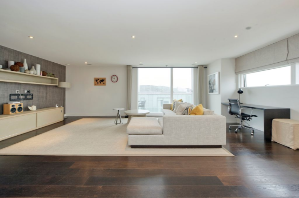 Flat in London, United Kingdom, 161 m² - picture 8