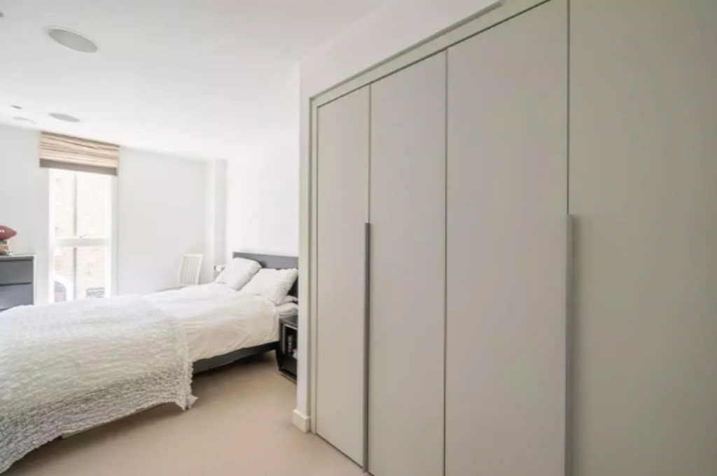 Flat in London, United Kingdom, 49 m² - picture 9