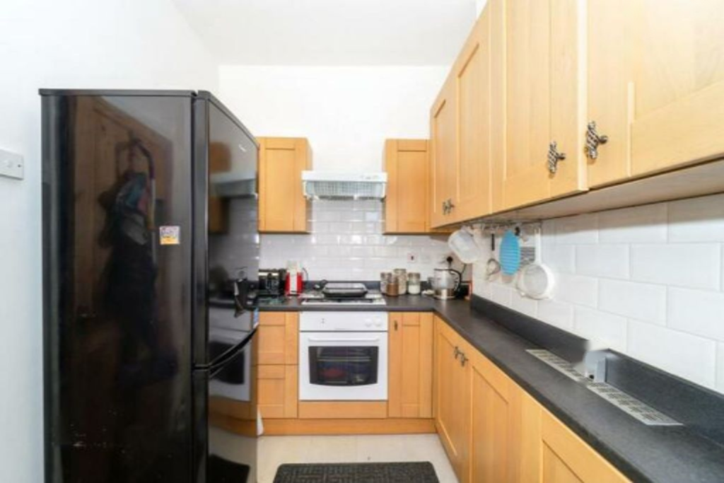 Flat in London, United Kingdom, 46 m² - picture 9