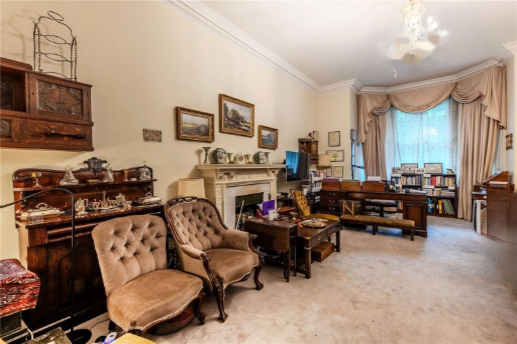 Flat in London, United Kingdom, 98 m² - picture 9