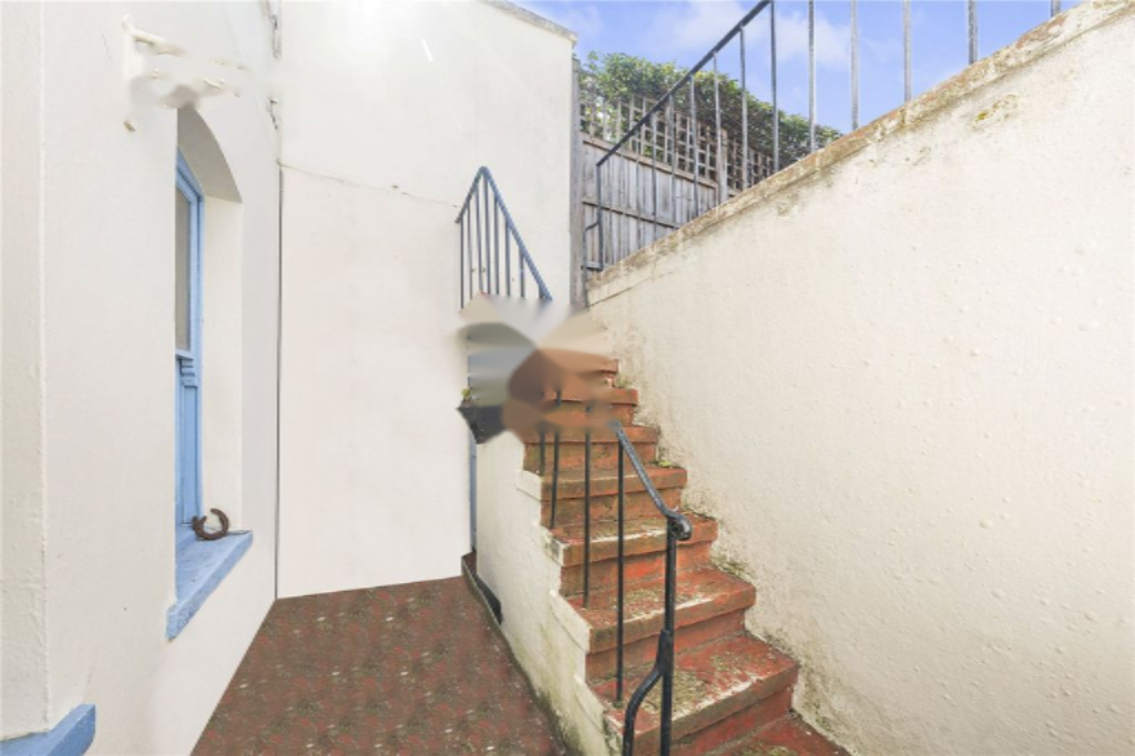 Flat in London, United Kingdom, 38 m² - picture 9