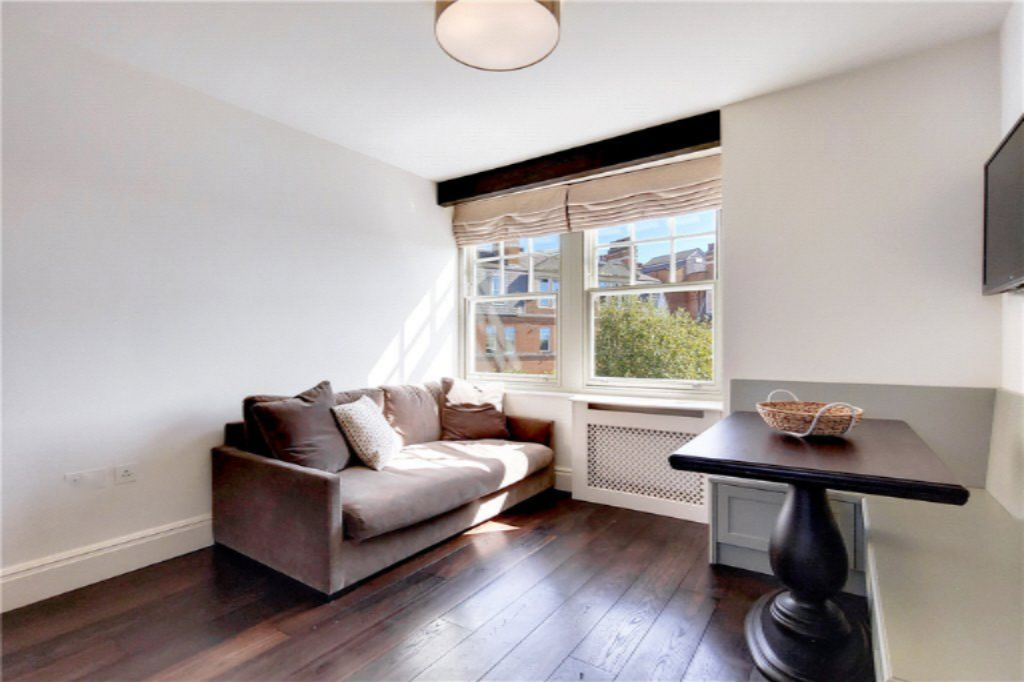 Flat in London, United Kingdom, 47 m² - picture 9
