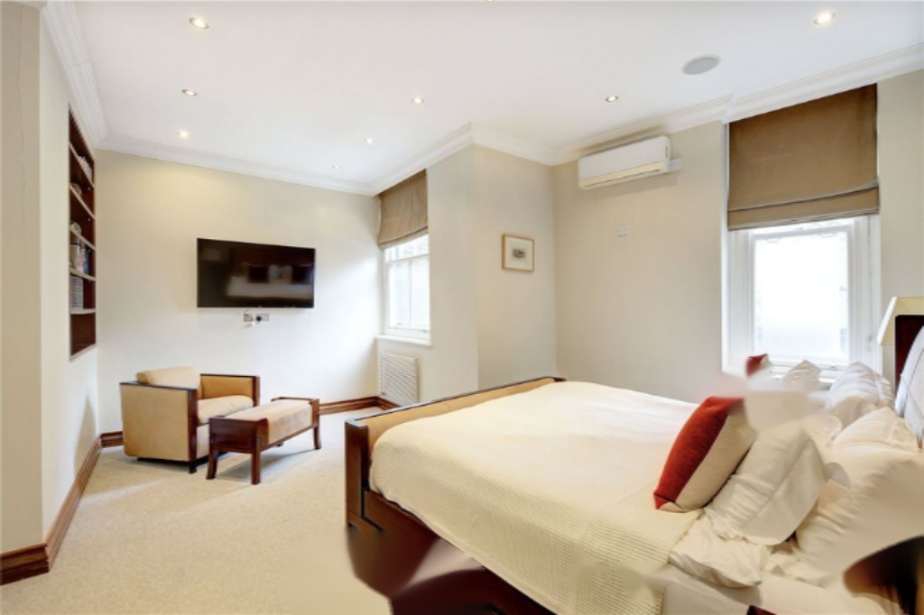 Flat in London, United Kingdom, 213 m² - picture 9