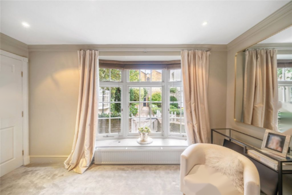 Flat in London, United Kingdom, 79 m² - picture 9