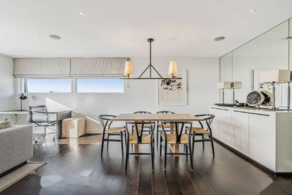 Flat in London, United Kingdom, 160 m² - picture 9