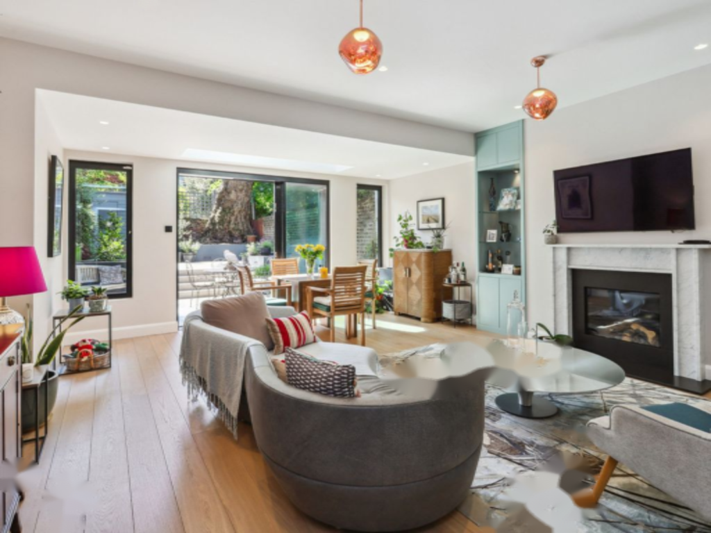 Flat in London, United Kingdom, 105 m² - picture 9