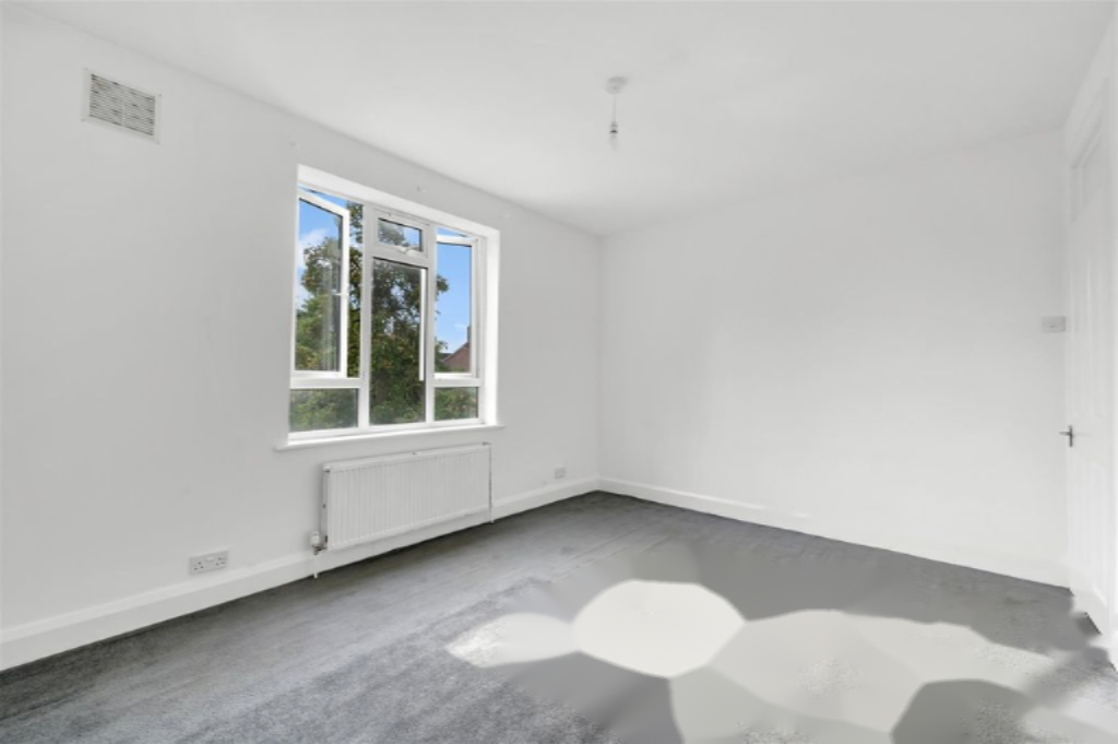 Flat in London, United Kingdom, 81 m² - picture 9