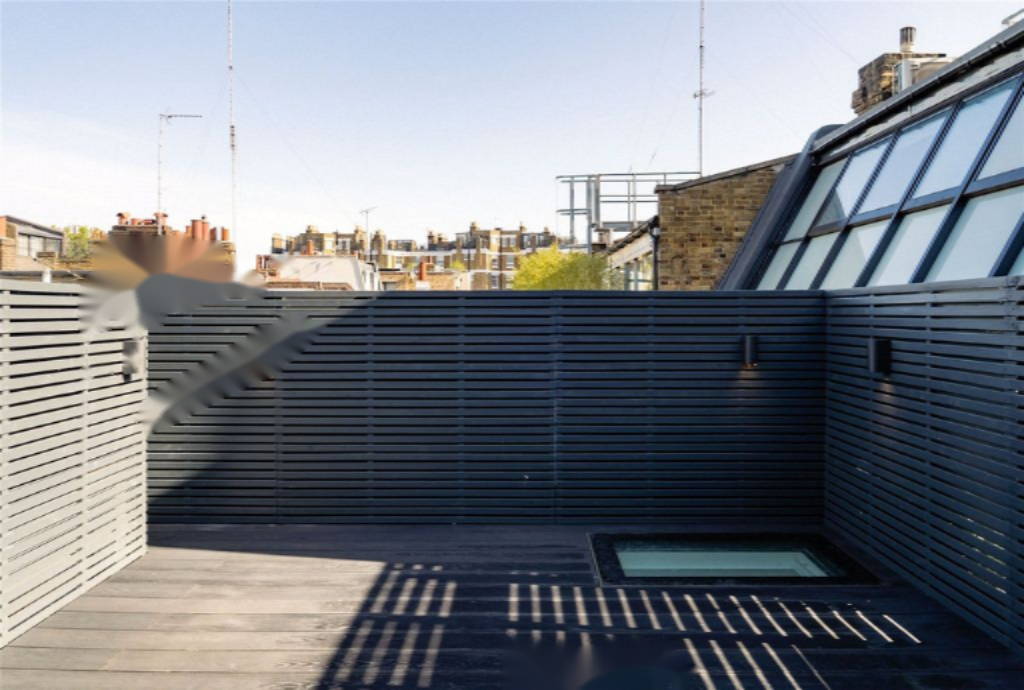 Flat in London, United Kingdom, 155 m² - picture 10