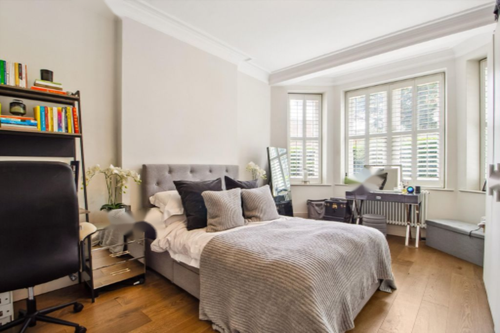 Flat in London, United Kingdom, 105 m² - picture 10