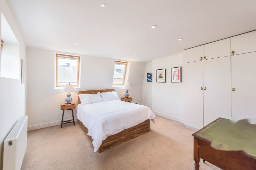 Flat in London, United Kingdom, 205 m² - picture 10