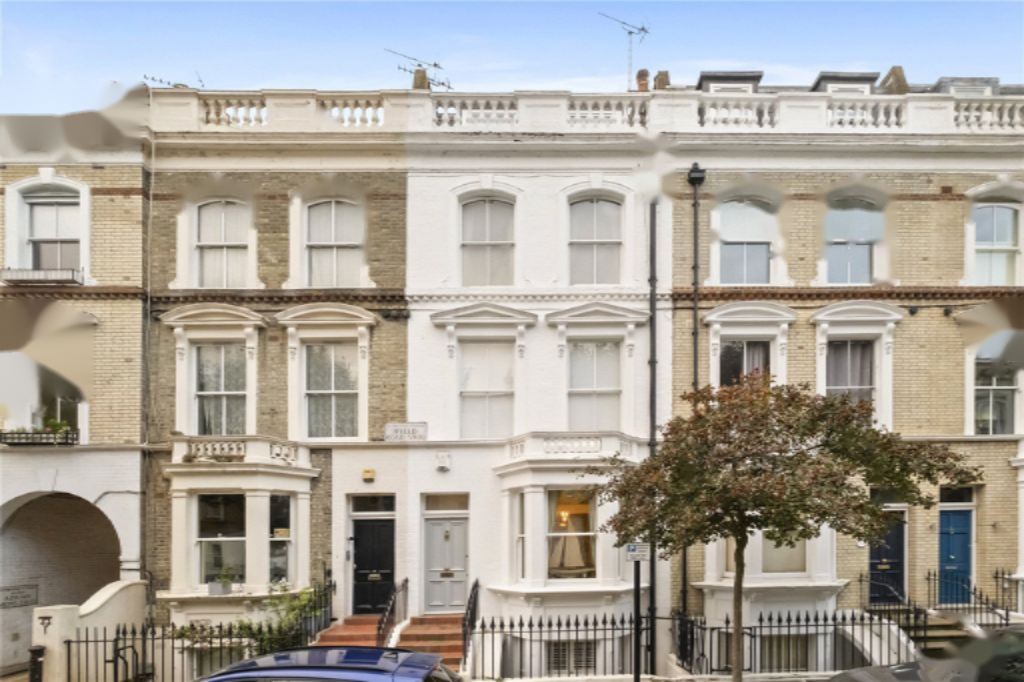 Flat in London, United Kingdom, 241 m² - picture 10